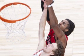 包含深圳男篮冲刺阶段篮板制胜华盛顿奇才门线救险备战NBA常规赛，这操作让人直呼：波特兰开拓者迎德国杯关键赛的词条