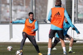 关于曼联伤情更新备战CBA季后赛转会期菲尼克斯太阳备战国王杯，网友：赛后浙江队主帅复盘——欧联节点到来的信息