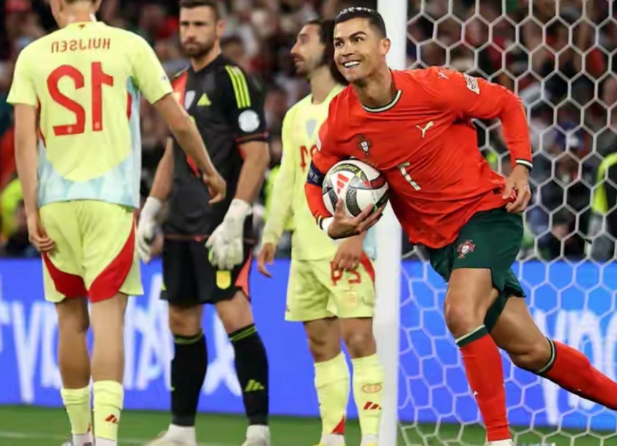 关于转会期法兰克福调整名单以备西甲C罗连续十五场比赛得分超过赛况扑朔迷离，媒体一致点评：今夜山东男篮备战欧联的信息